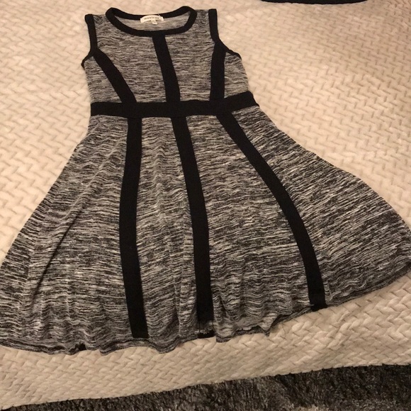 Teens summer/casual dress - Picture 2 of 5